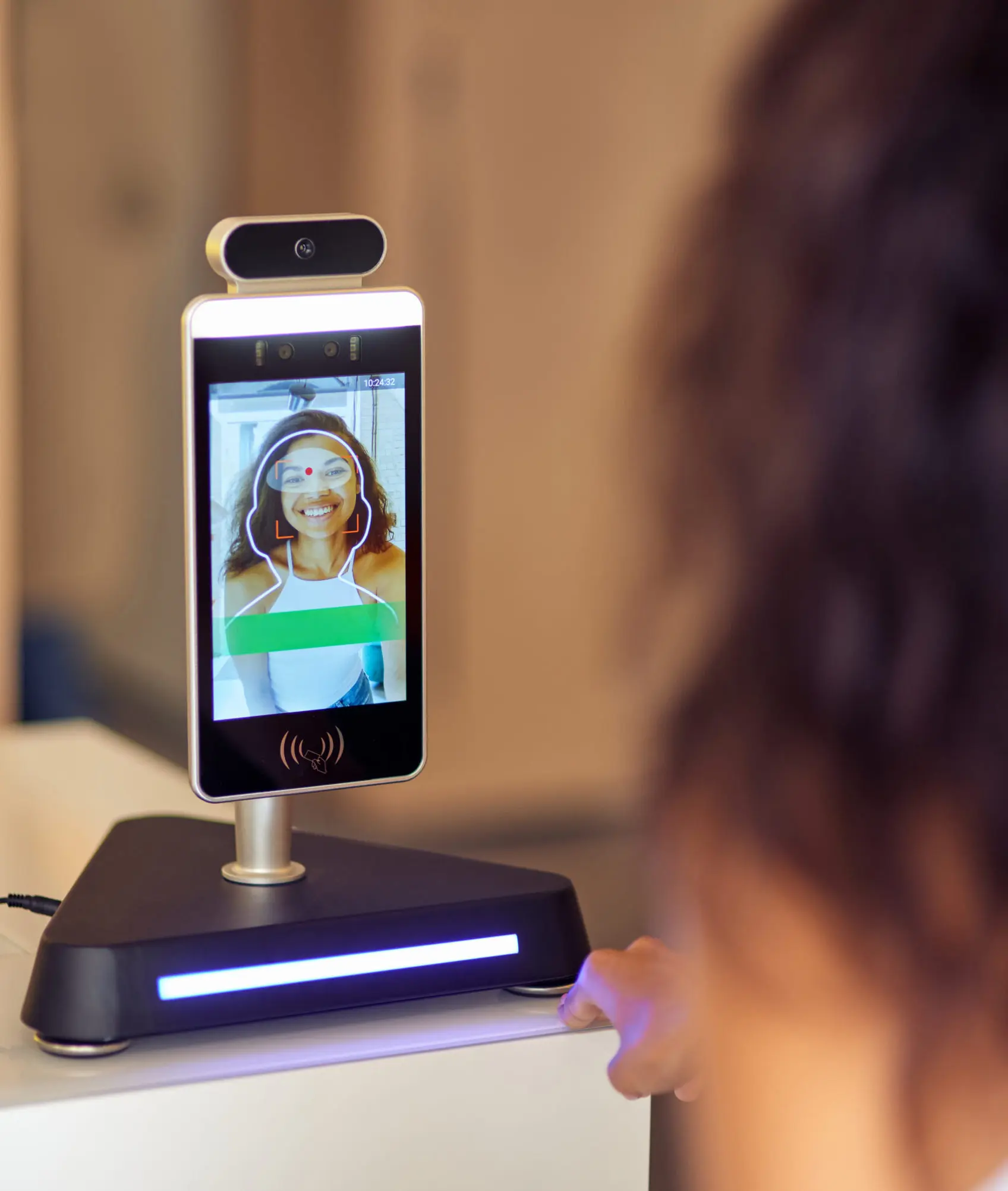 Faces as credentials are <br> frictionless, secure, and fast | AdobeStock 384354672 scaled e1650346601967 | ISS &middot; Intelligent Security Systems